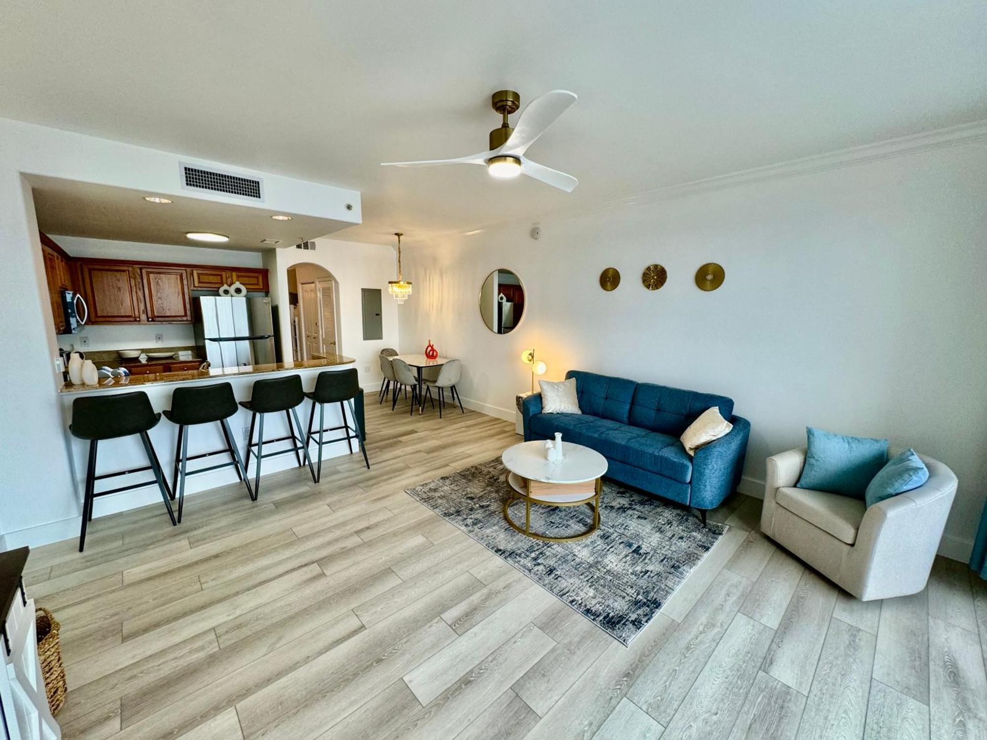 Balcony King Suite - Lake & Pool View Orlando Dış mekan fotoğraf