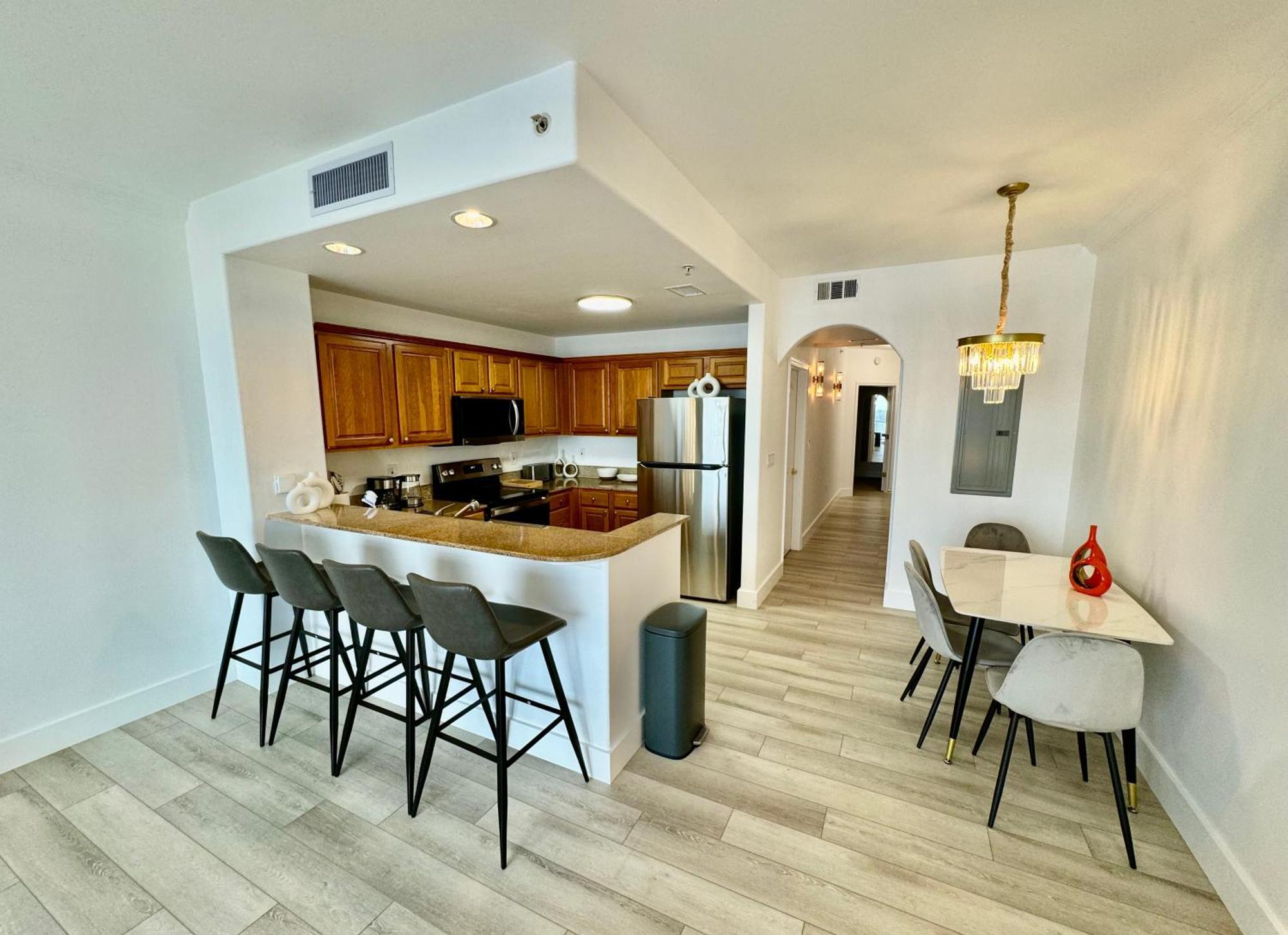 Balcony King Suite - Lake & Pool View Orlando Dış mekan fotoğraf