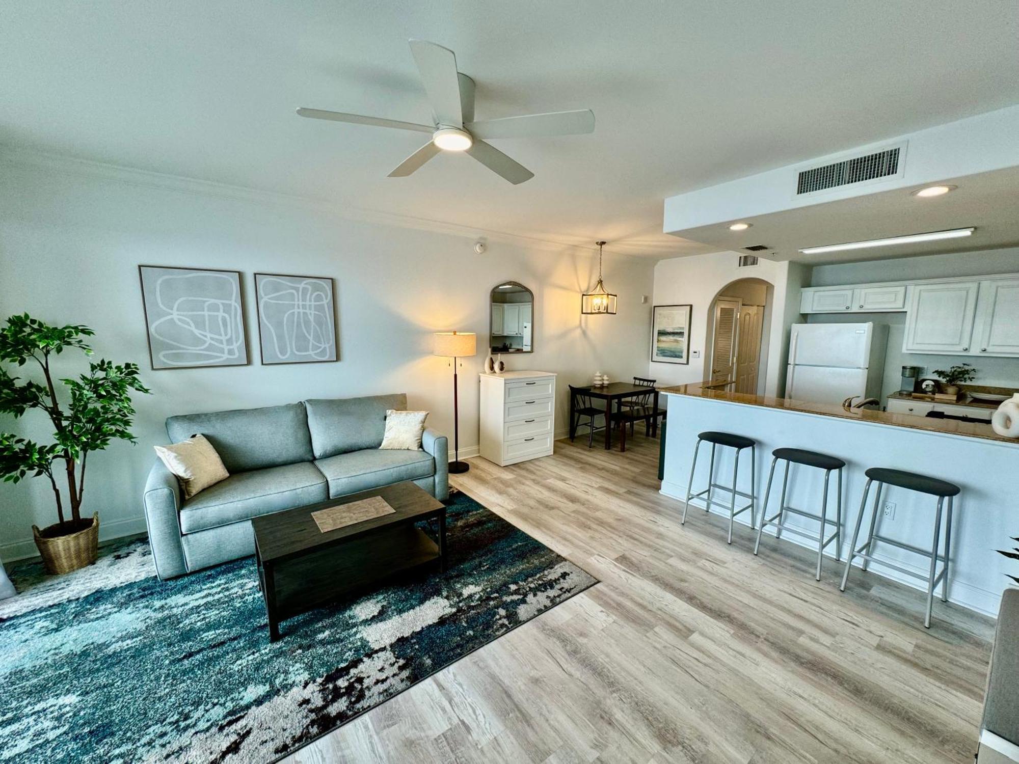 Balcony King Suite - Lake & Pool View Orlando Dış mekan fotoğraf